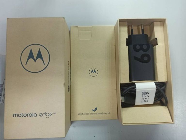 Motorola xt2303-2 edge 40 8/256gb