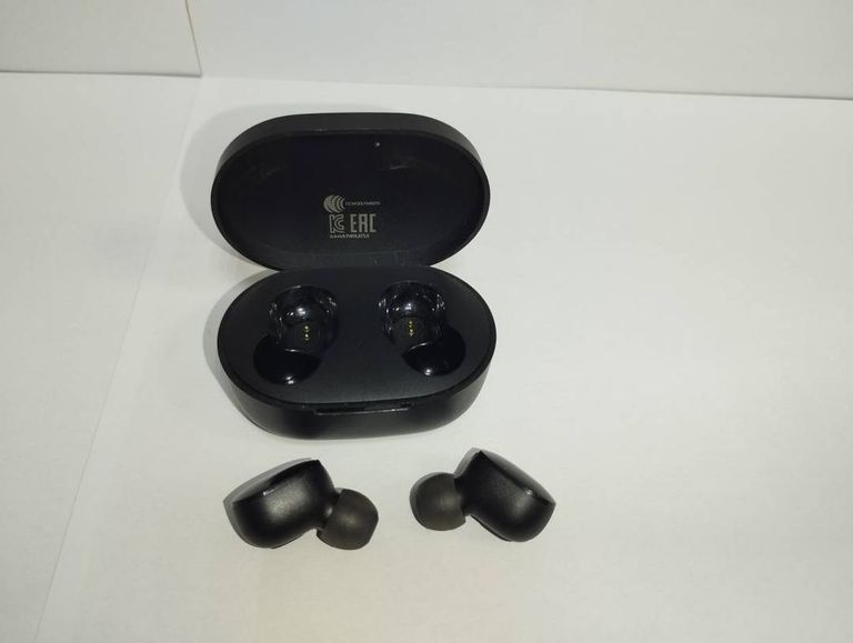 Дешиво Xiaomi mi true wireless earbuds basic 2s с ломбарда