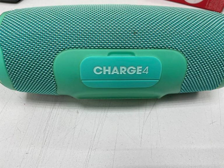 Jbl Charge 4 Black (JBLCHARGE4BLK)