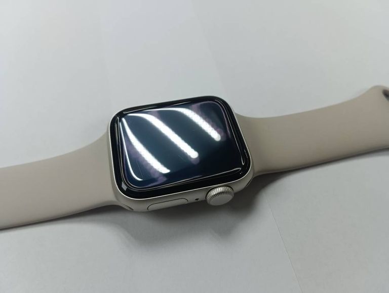 Apple watch se 2 gps 40mm aluminum case with sport