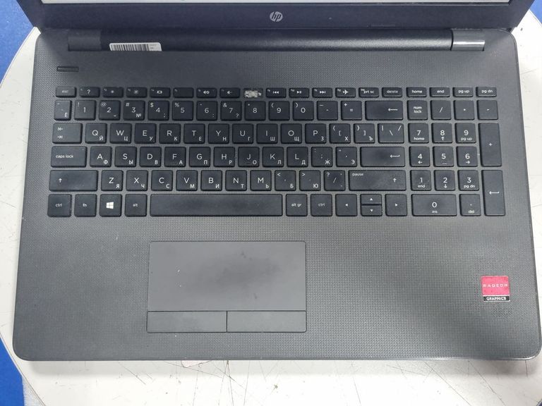 Дешиво Hp єкр. 15,6/ core i3 6006u 2,0ghz/ ram8gb/ ssd128gb/video intel hd520 с ломбарда