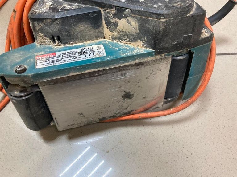 Дешиво Makita 9910 с ломбарда