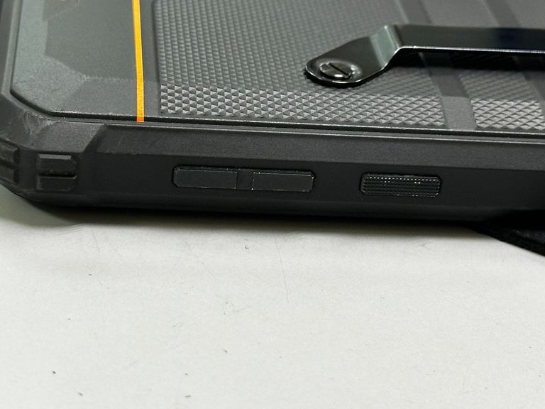 Розпродаж Oukitel pad rt2 8/128gb, продавець Техноскарб