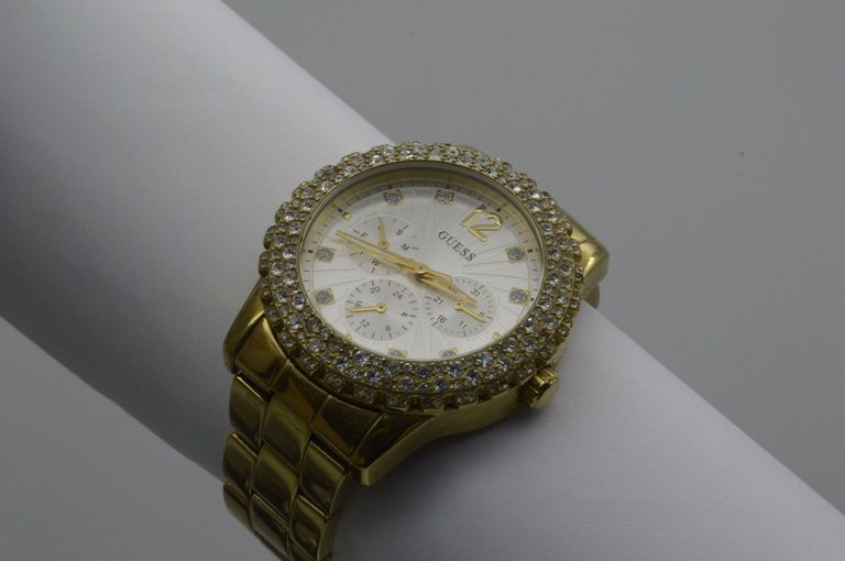 Оголошення Guess W0335L2 Б/У