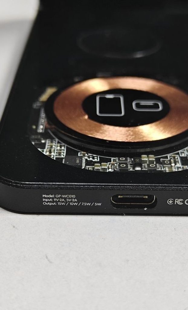 Дешиво Gelius GP-WC010 Union 3in1 15W Black с ломбарда