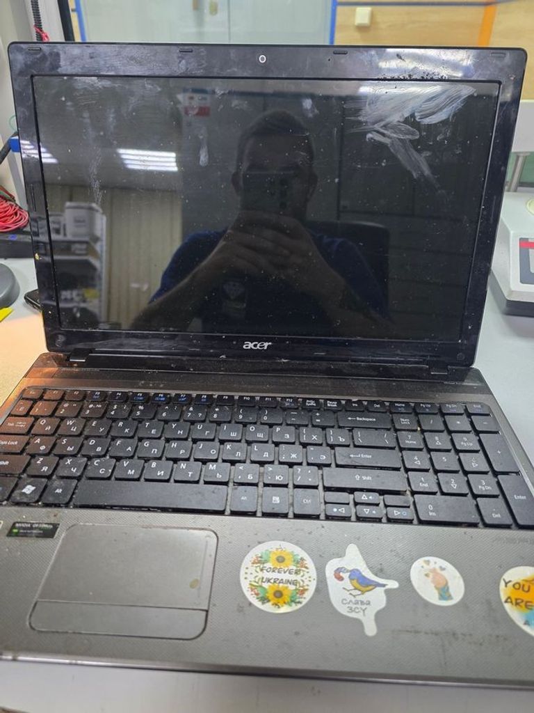 Распродажа Acer 15/pentium b960 ddr3/4gb ddr3/hdd 400 gb/ssd *відсутній/geforce 610m, продавец Техноскарб