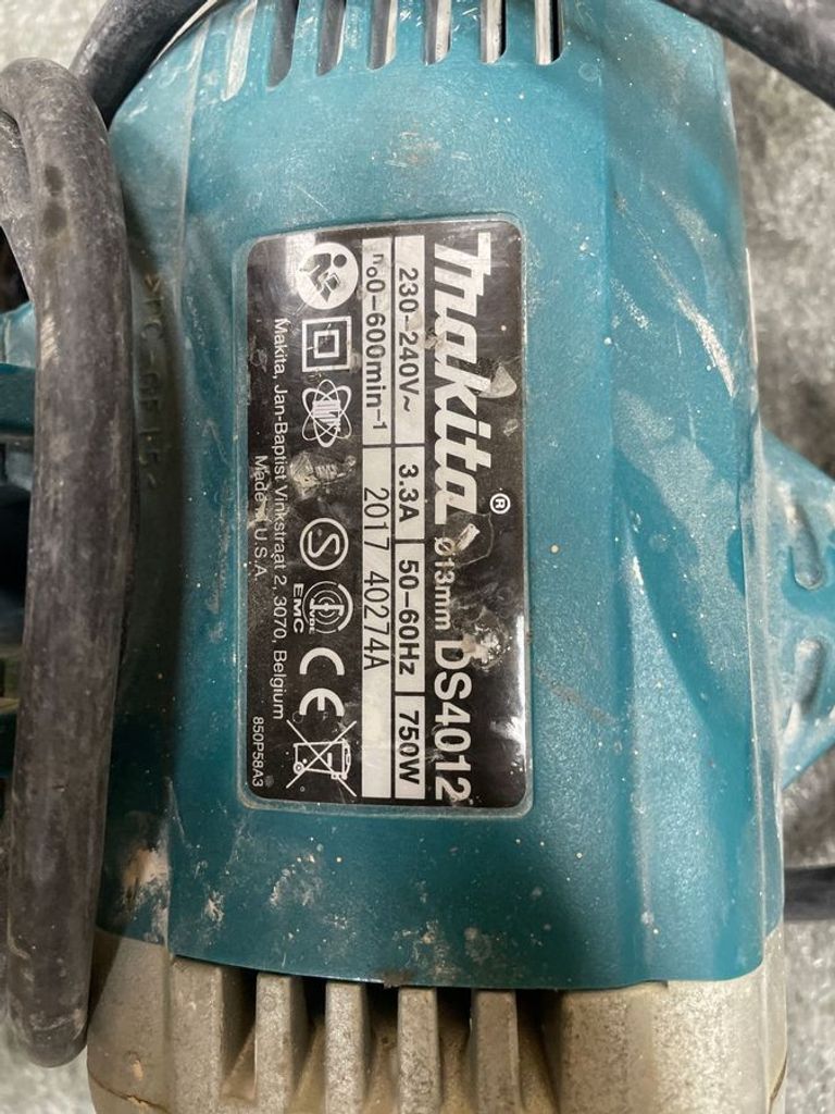 Дешево Makita DS4012 з ломбарду