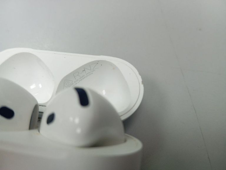 Оголошення Apple airpods 4 Б/У