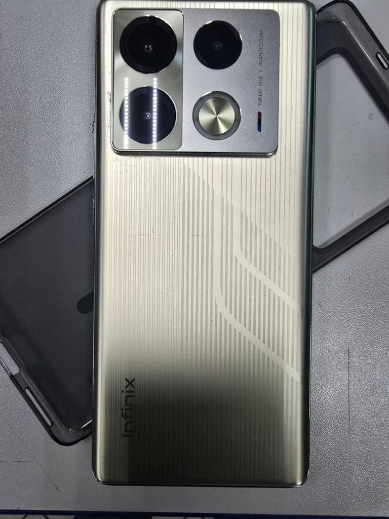 Infinix Note 40 Pro 12/256GB Obsidian Black (4894947019449) Код:01-200750891. Изображение 5