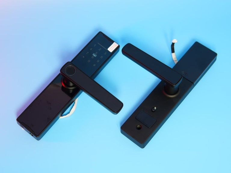 Купить bluetooth smart finger lock  Б/У