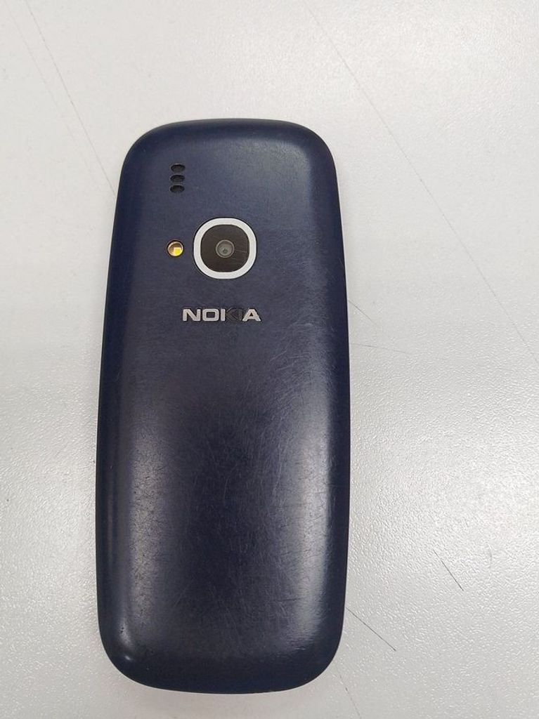 Дешево Nokia 3310 з ломбарду