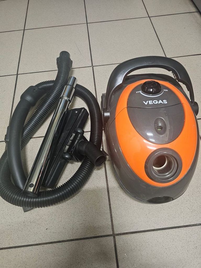 Купити Vegas vvc-8208or Б/У