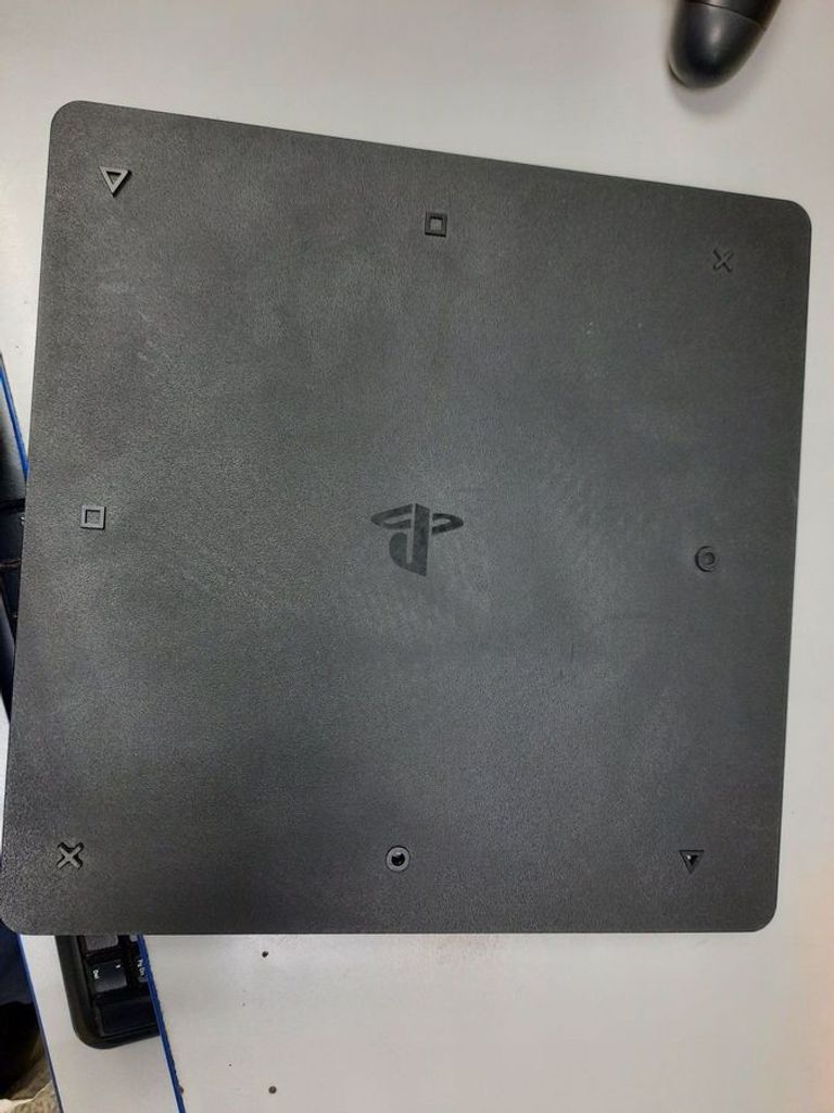 Оголошення Sony playstation 4 slim 1tb Б/У