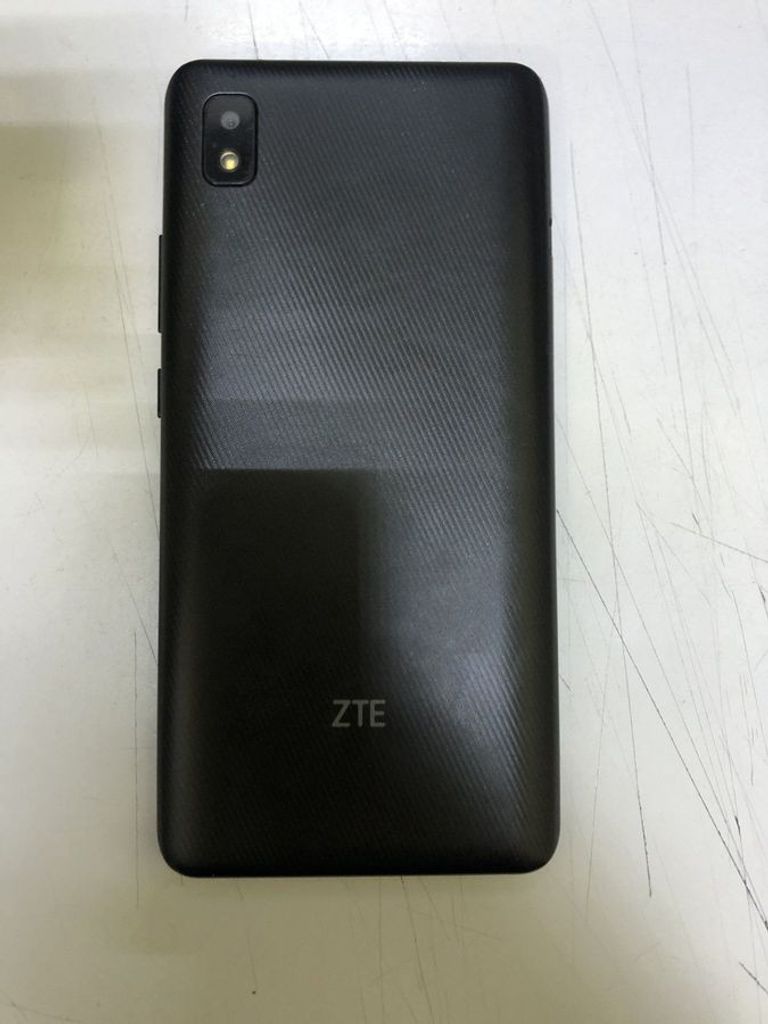 Дешиво Zte Blade L210 1/32GB Blue с ломбарда