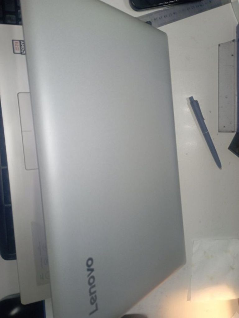 Дешево Lenovo 15/e2 9000 ddr4/4gb ddr4/hdd 500 gb/ssd *відсутній/*інтегрована з ломбарду