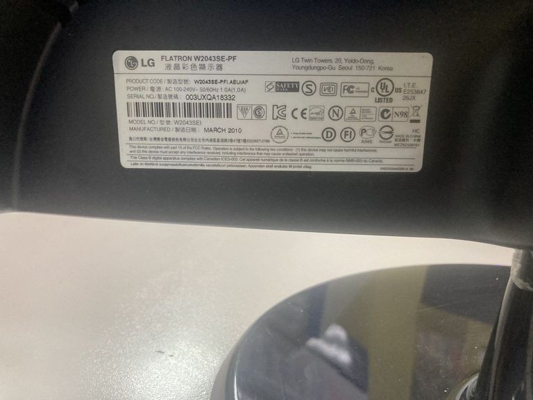 Дешево Lg w2043sv з ломбарду