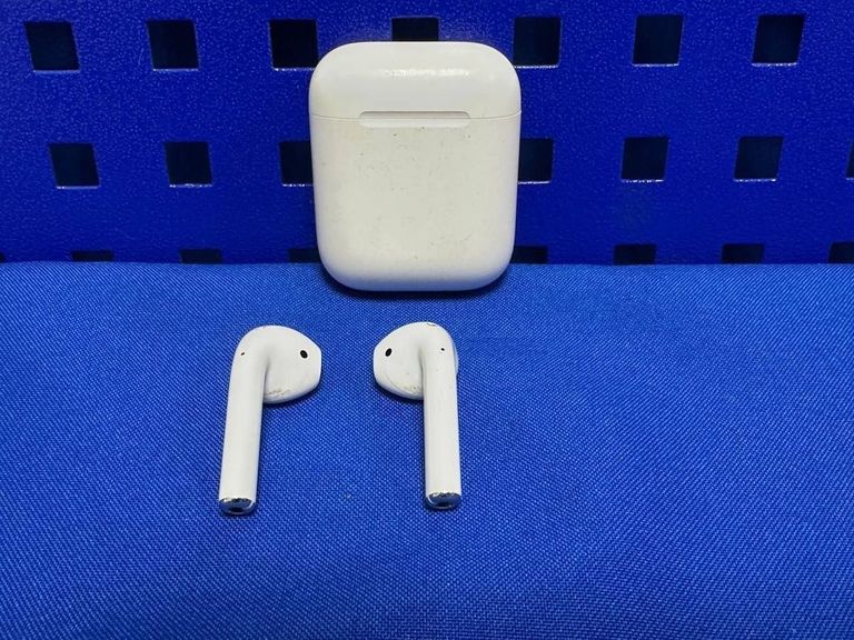 Apple airpods 2nd generation with charging case Код:01-200803026. Зображення 5