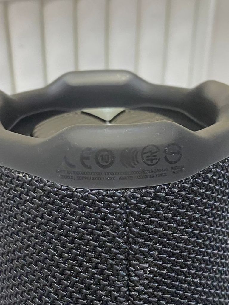 JBL Charge 6 Black Код:01-200810342. Изображение 5