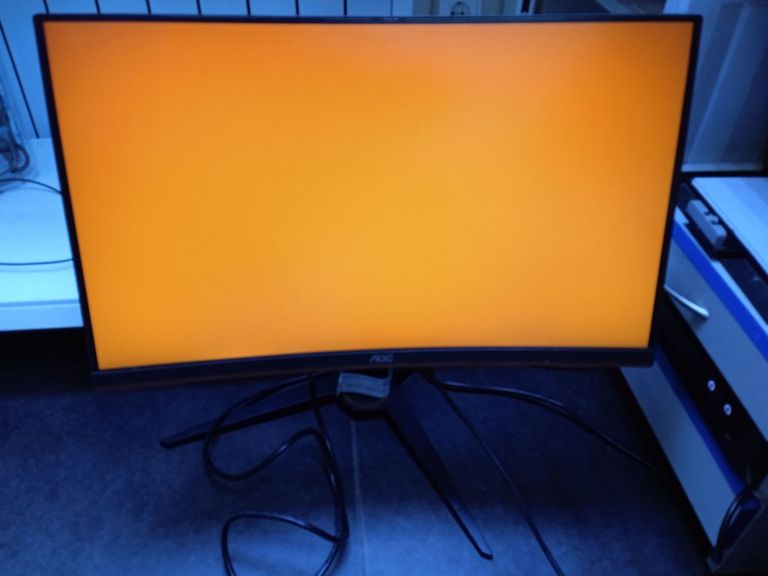 Дешево Aoc c24g1 з ломбарду