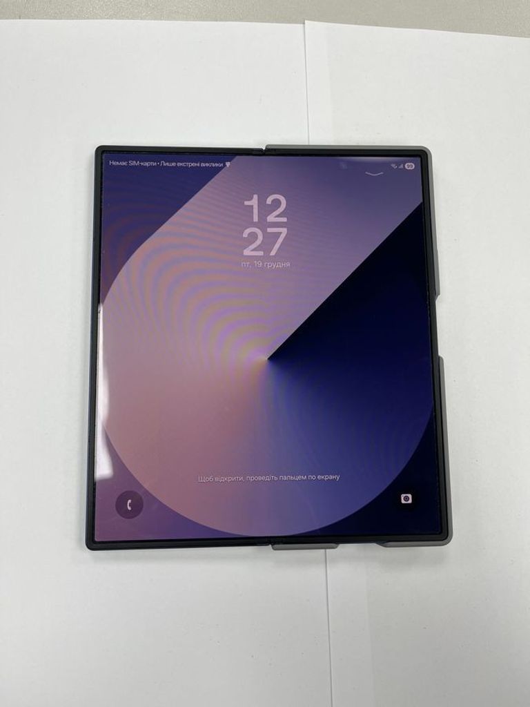 Оголошення Samsung galaxy fold6 12/512gb Б/У