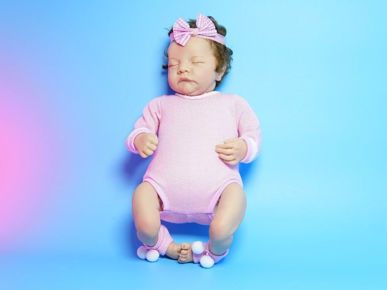 Купить ZIYIUI Reborn, 22 дюйми, м'який силіконовий вініл, 55 см, із закритими очима. Нова. Б/У