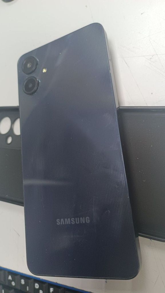 Купити Samsung galaxy a06 4/128gb Б/У