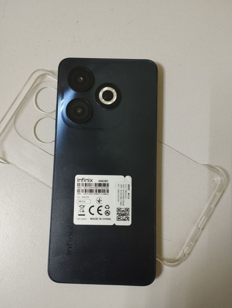 Дешиво Infinix smart 8 2/64gb с ломбарда