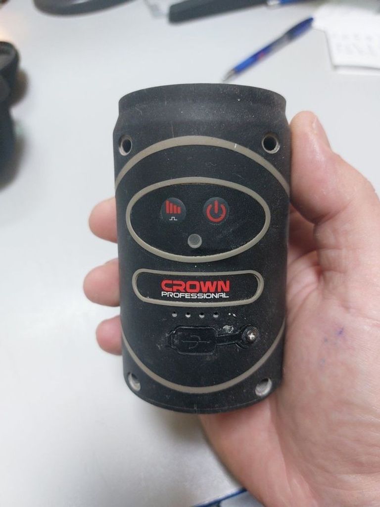 Розпродаж Crown CT44071 TB, продавець Техноскарб