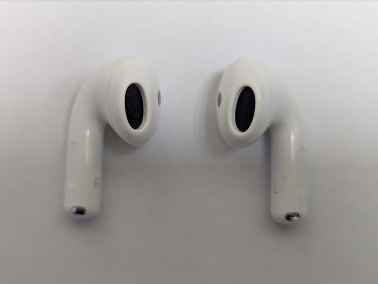 Распродажа Apple airpods 4, продавец Техноскарб