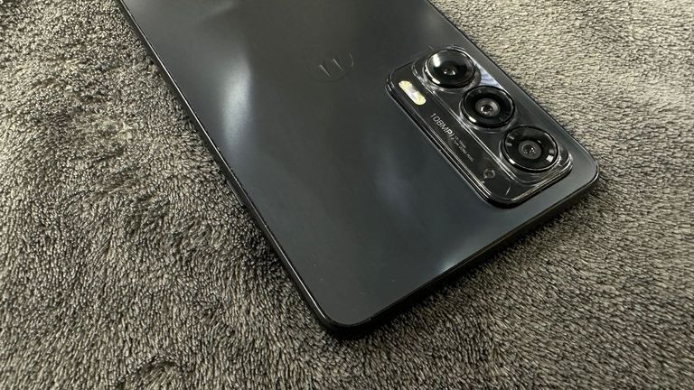 Распродажа Motorola edge 20 8/128gb, продавец Техноскарб