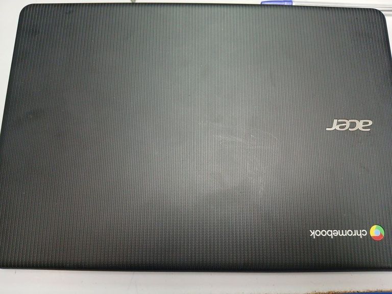 Дешиво Acer chromebook 311 /екр 11,6 /mediatek kompanio 528 /ram 4gb /ssd 32gb /mediatek integrated graphics с ломбарда