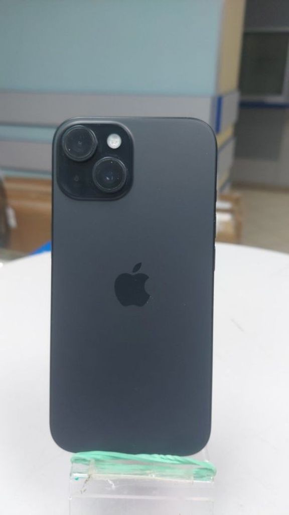 Apple iPhone 15 128GB Green Код:01-200835383. Зображення 5