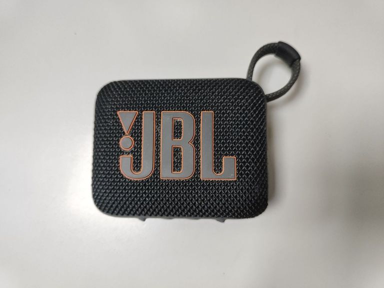 Купити Jbl go 4 Б/У