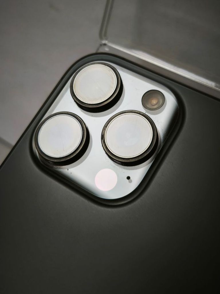 Оголошення Apple iphone 16 pro max 256gb Б/У