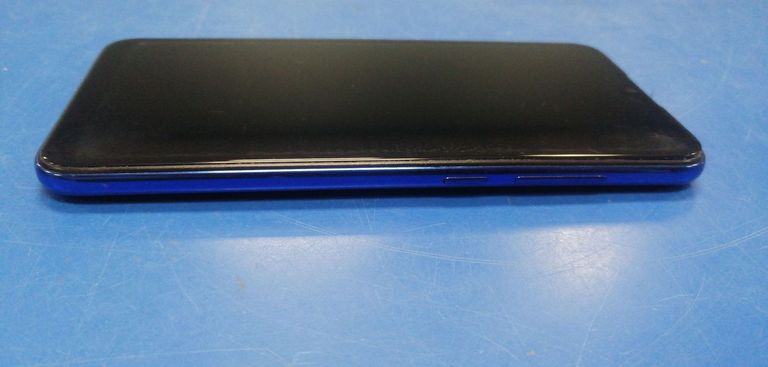 Розпродаж Xiaomi mi play 4/64gb, продавець Техноскарб