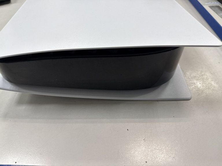 Оголошення Sony PlayStation 5 Digital Edition 825GB Б/У