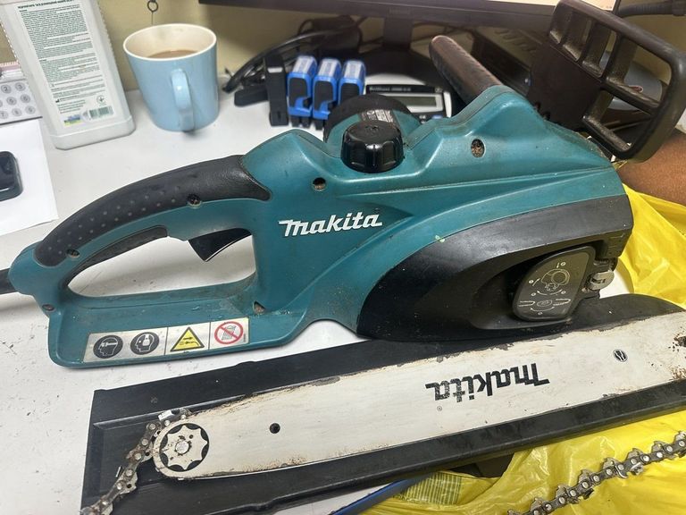 Дешиво Makita UC4020A с ломбарда