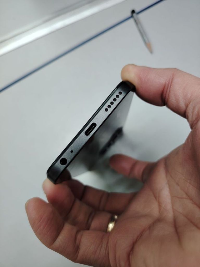 Zte Nubia V70 Design 8/128GB Green Код:01-200903122. Зображення 5