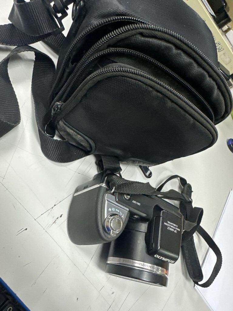 Оголошення Olympus sp-600uz Б/У