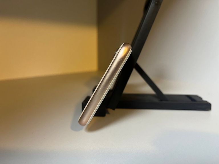 Apple iphone 8 64gb Код:01-200905806. Зображення 5