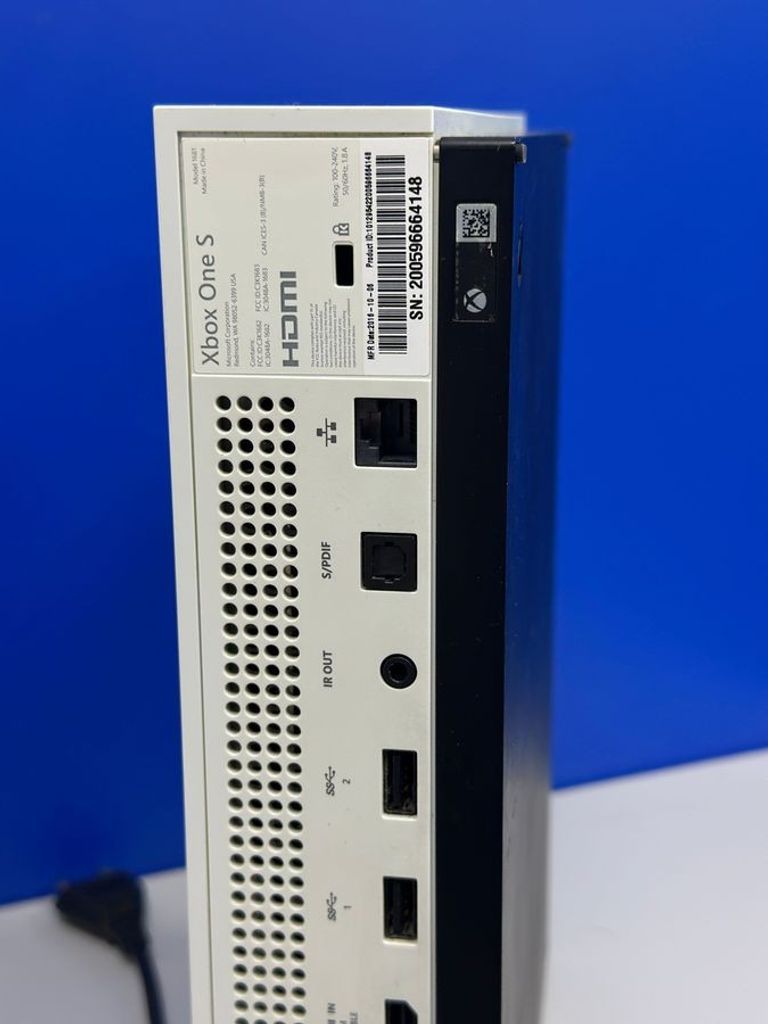 Розпродаж Microsoft Xbox One S 500GB, продавець Техноскарб