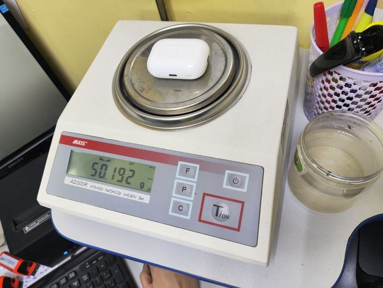 Дешево Apple airpods pro 2nd generation magsafe з ломбарду