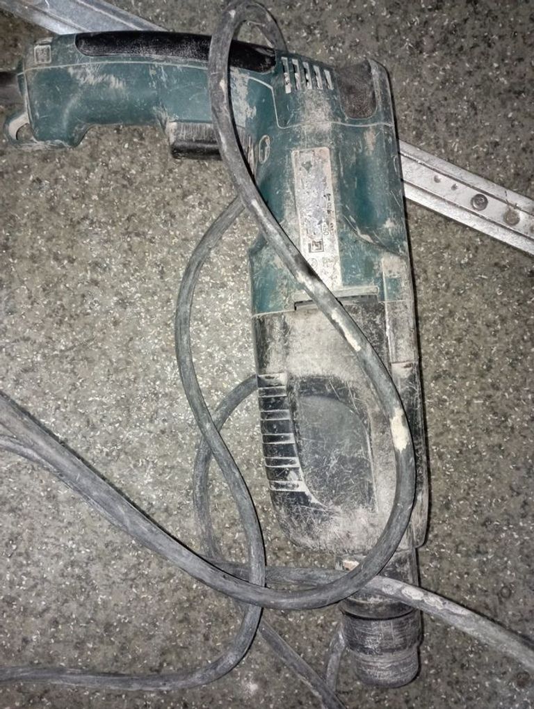 Makita hr2450 Код:01-200918184. Зображення 6