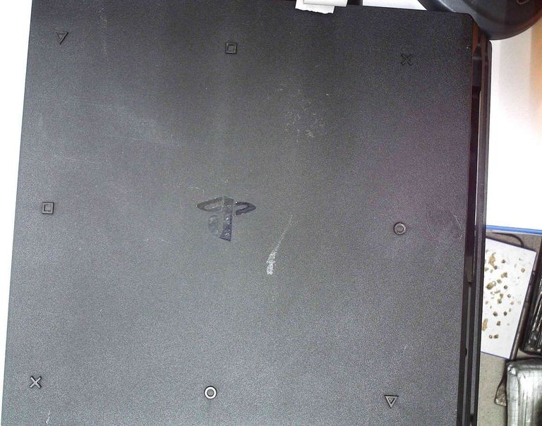 Дешево Sony playstation 4 1tb з ломбарду