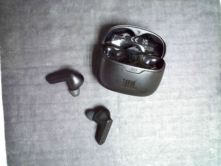 Дешиво Jbl tune 245 nc с ломбарда