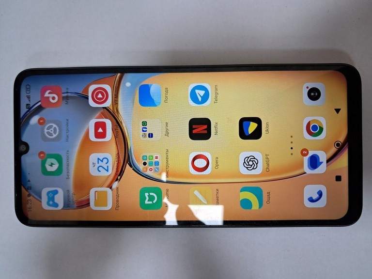 Дешиво Xiaomi redmi 13c 8/256gb с ломбарда