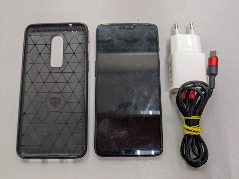 Распродажа One Plus 6 a6003 8/128gb, продавец Техноскарб