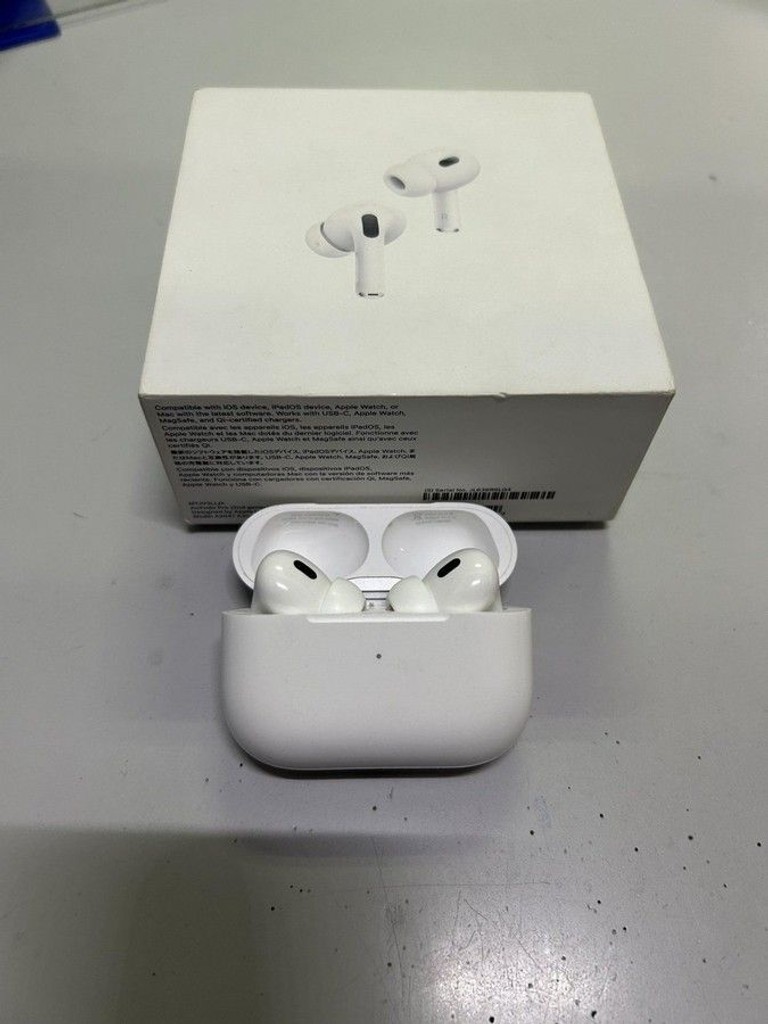 Купить Apple airpods pro 2nd generation with magsafe charging case usb-c Б/У