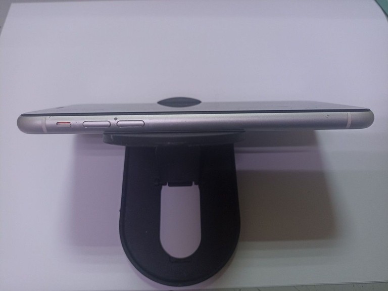 Оголошення Apple iphone xr 64gb Б/У