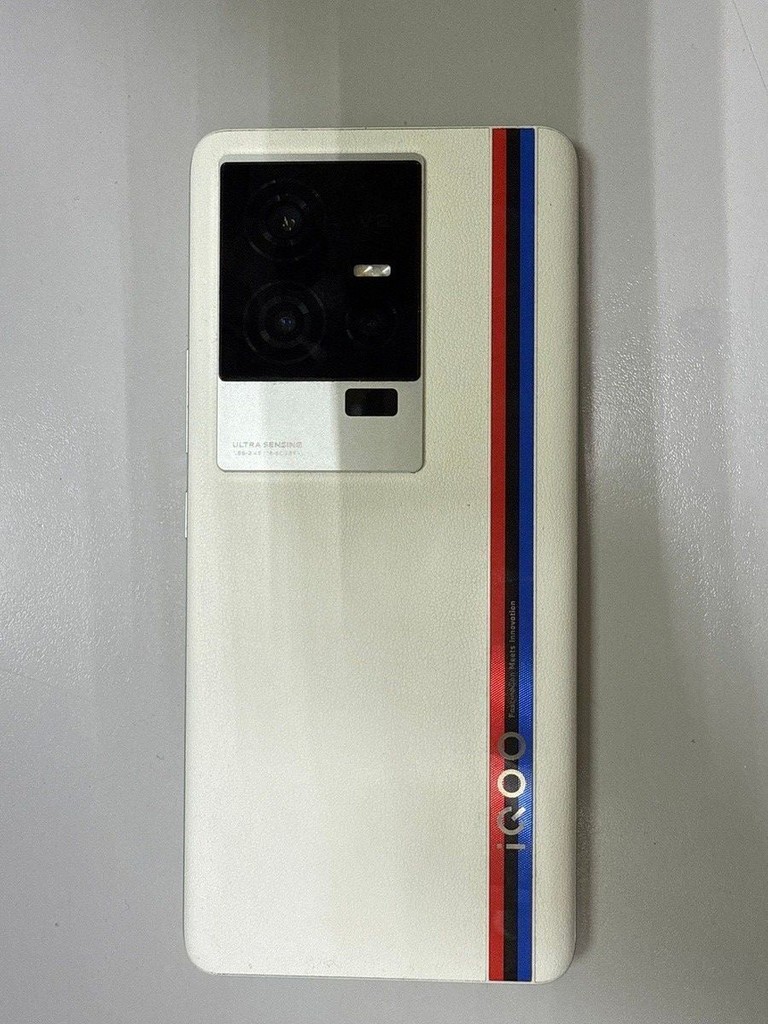 Оголошення vivo iQOO 11 Pro 12/256GB White Б/У